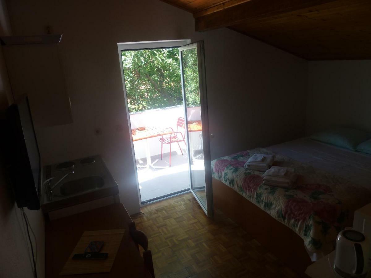 Apartment Mrkic Biograd Na Moru Kültér fotó