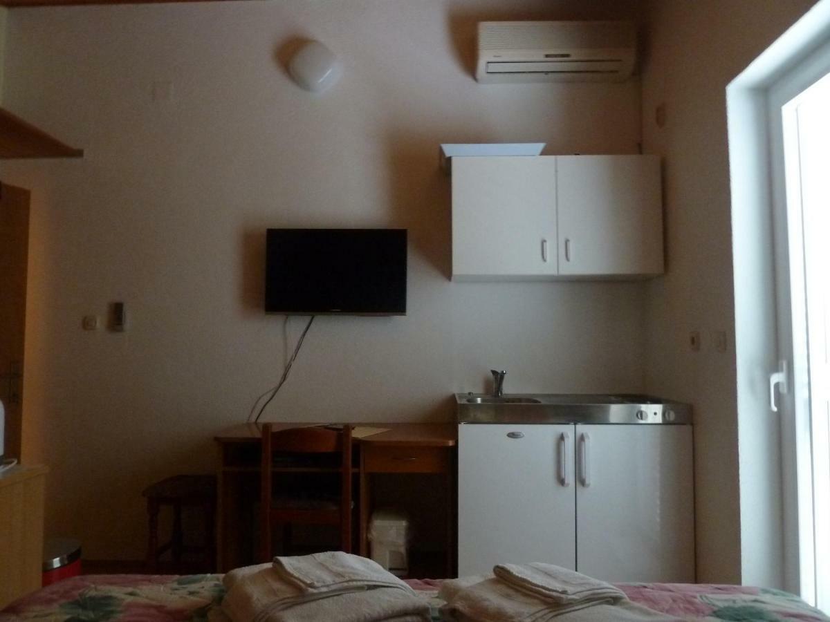 Apartment Mrkic Biograd Na Moru Kültér fotó